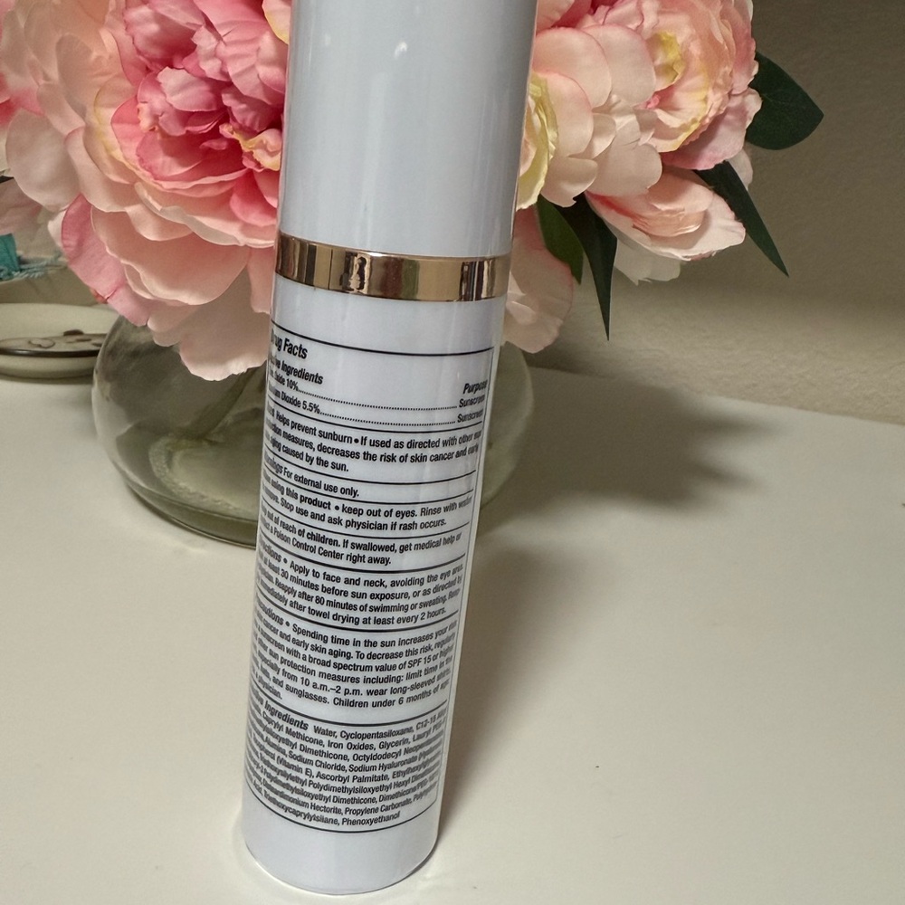 DRMTLGY New (Plastic wrap intact) Physical Timted Moisturizer w/SPF44 - Picture 2 of 4